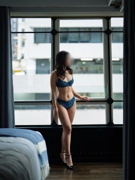 escort image
