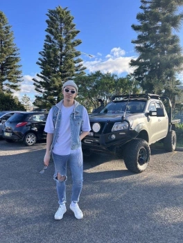 escort image