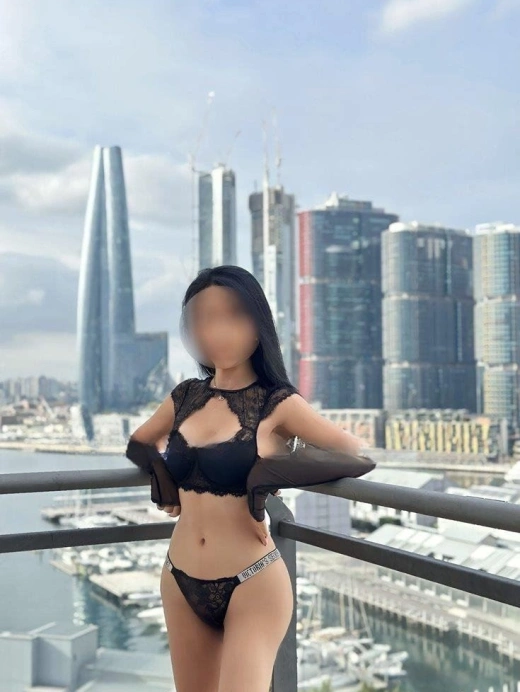 escort image
