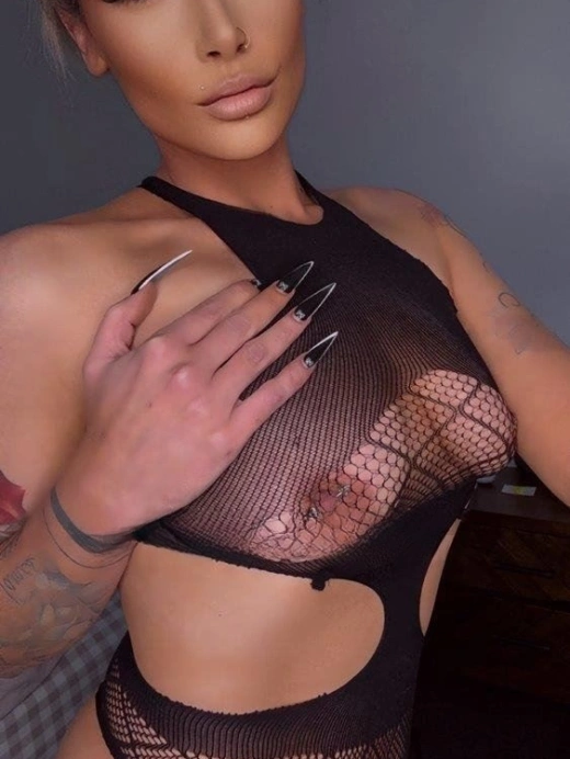 escort image