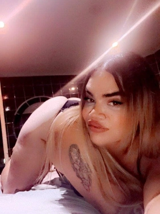 escort image