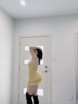 escort image