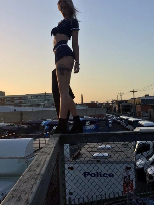 escort image