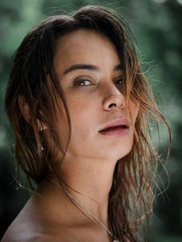 escort image