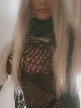 escort image