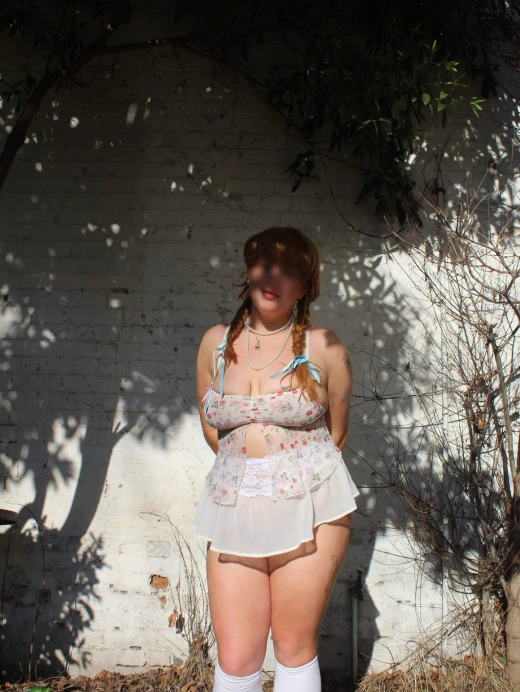 escort image