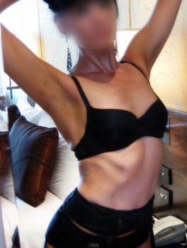escort image