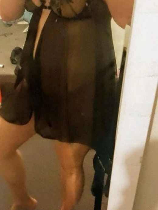 escort image