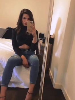 escort image