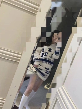 escort image