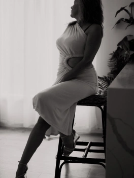 escort image