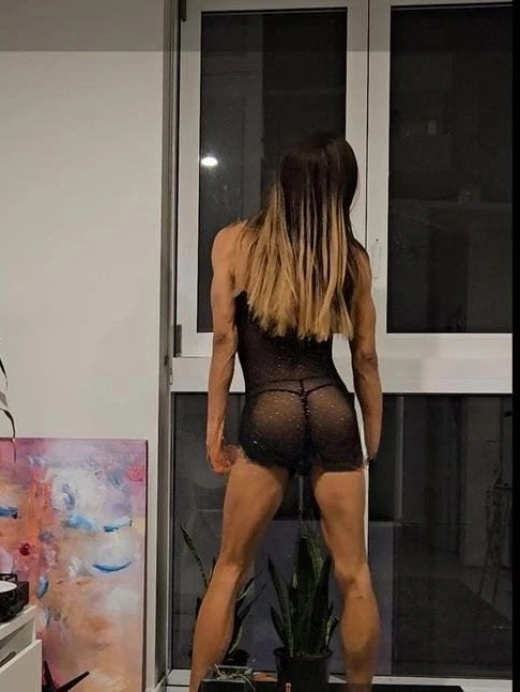 escort image