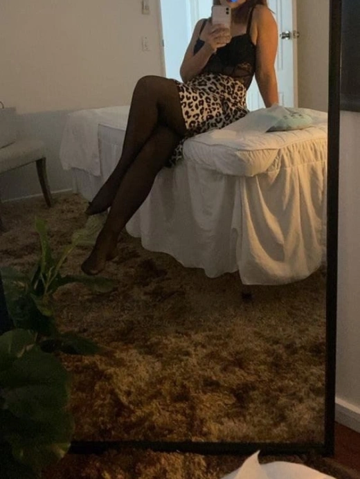 escort image