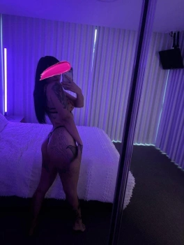 escort image