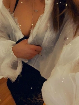 escort image