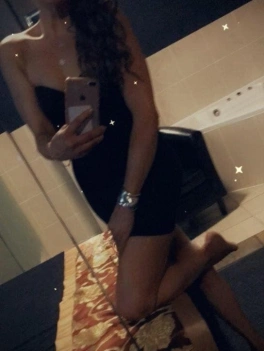 escort image