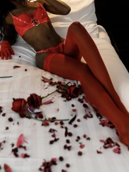 escort image
