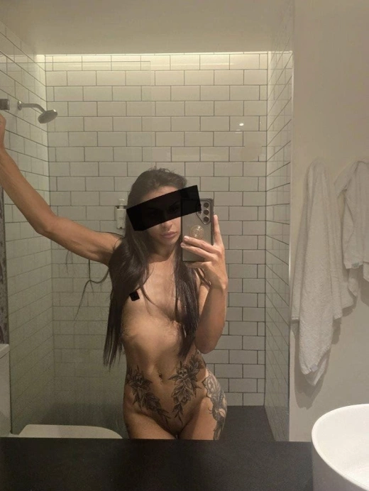 escort image