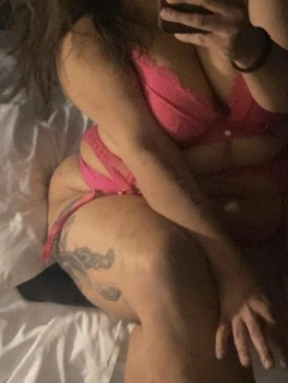 escort image