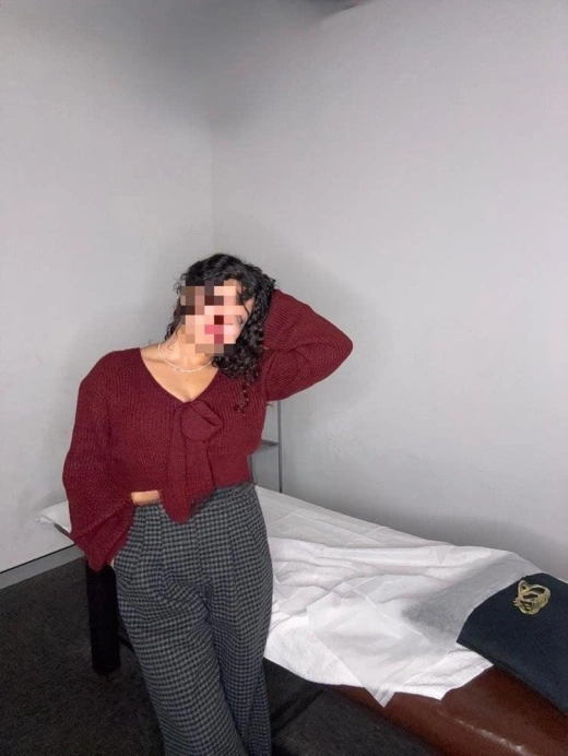escort image