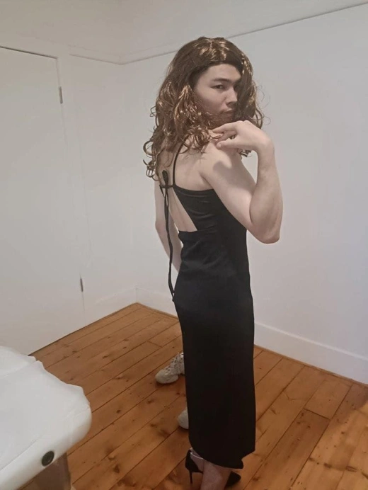 escort image