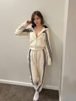 escort image