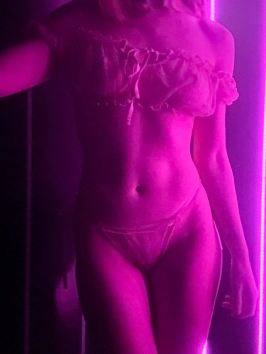 escort image