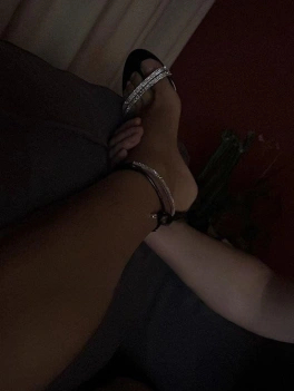escort image