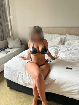 escort image