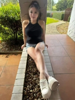 escort image
