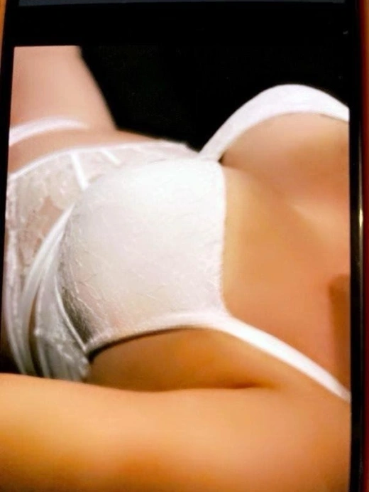 escort image