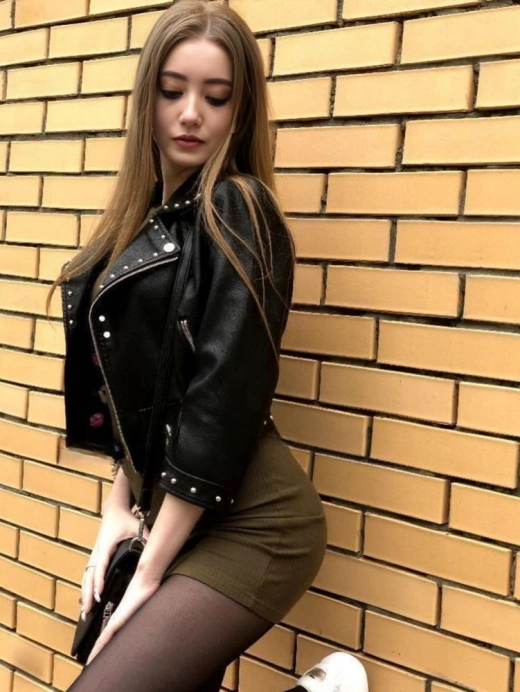 escort image