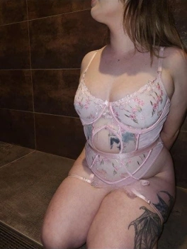 escort image