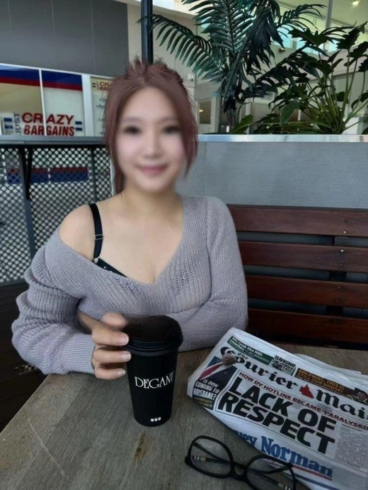 escort image