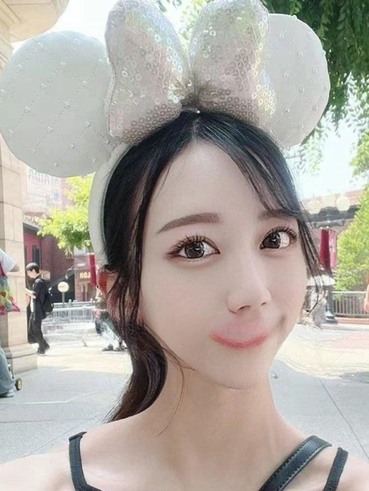 escort image