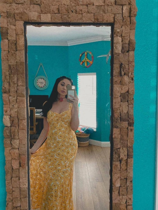 escort image