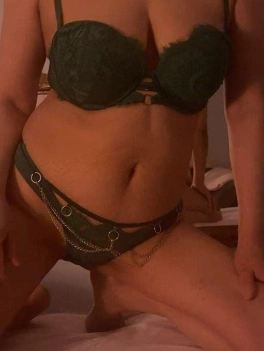 escort image