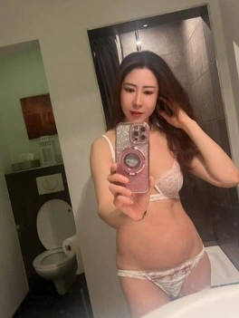 escort image
