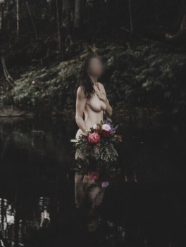 escort image