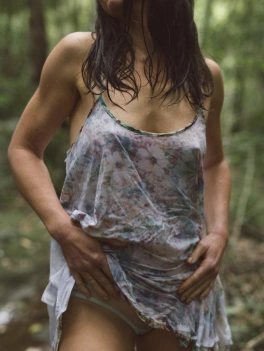 escort image