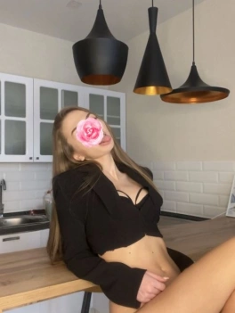 escort image