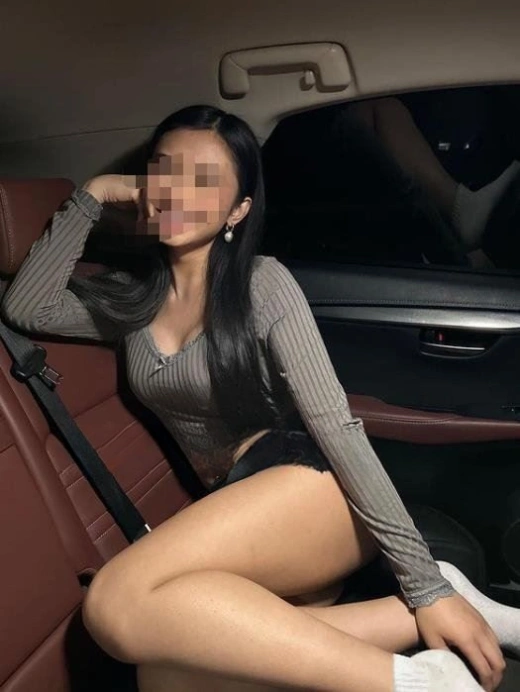 escort image